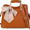 El bolso estructurado: la elegancia portátil de la vida moderna